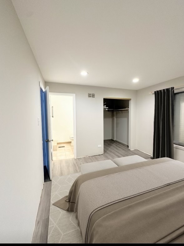 Photo - 1031 E 151st St