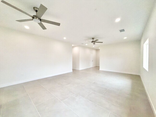 Photo - AVAILABLE NOW!! Beautiful 4 Bedroom 3 Bathroom Home in Cathedral City