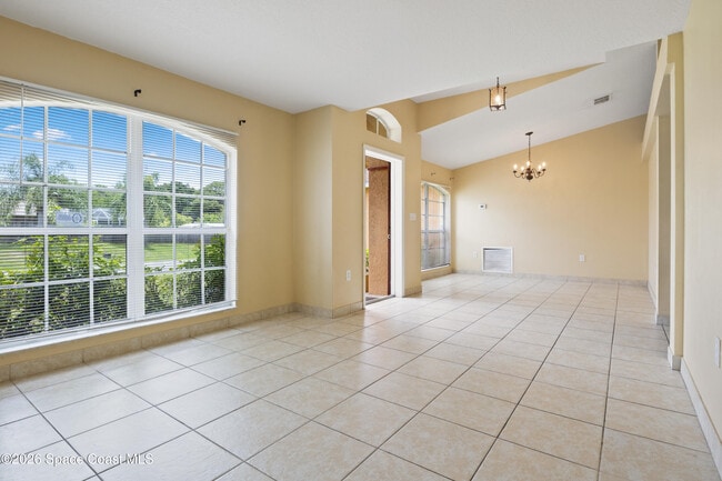 Photo - 1406 Martinez St SE