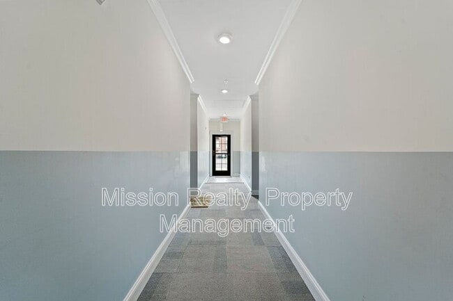 Photo - 11905 Centre St Unit 112