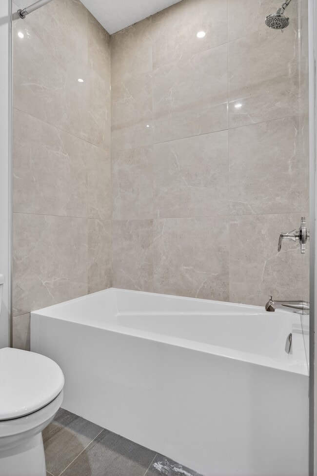 Photo - 12847 103 St NW Unit 1