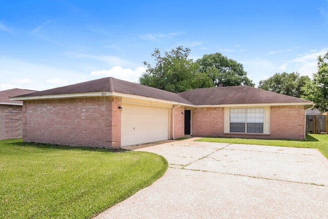 Building Photo - 8514 Forest Point Dr