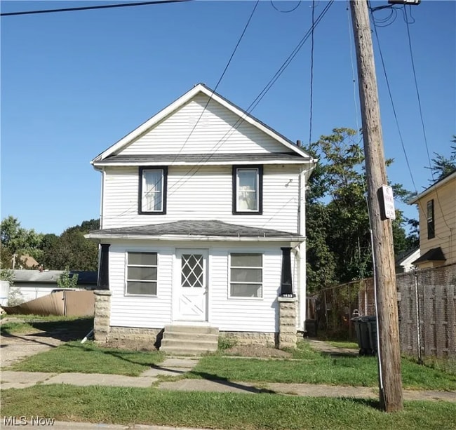 Building Photo - 1433 Kenmore Blvd Rental