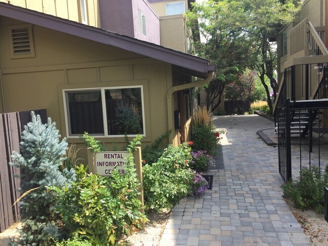 Plumas Garden Apartments For Rent In Reno Nv Forrent Photo Plumas Garden Apartments