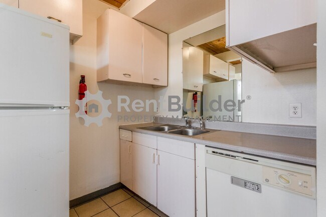 Photo - 1605 Coal Ave SE Unit B