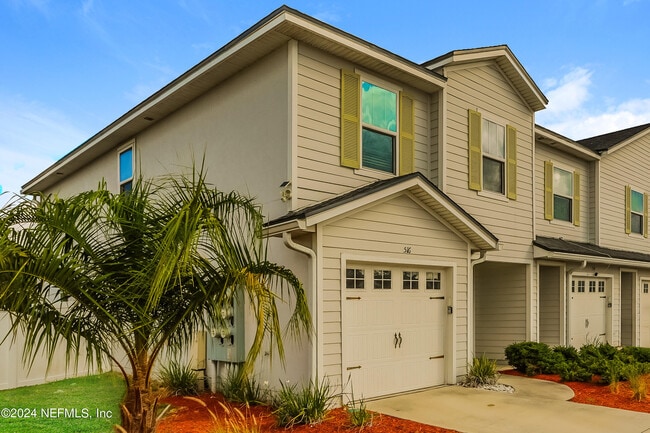 Photo - 516 Eiseman Wy