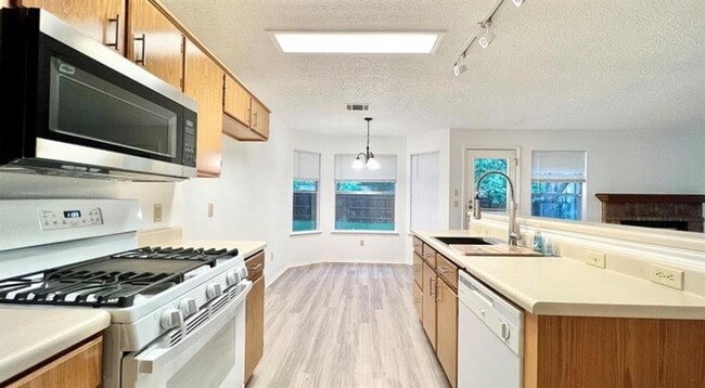 Photo - 1803 Woodland Dr