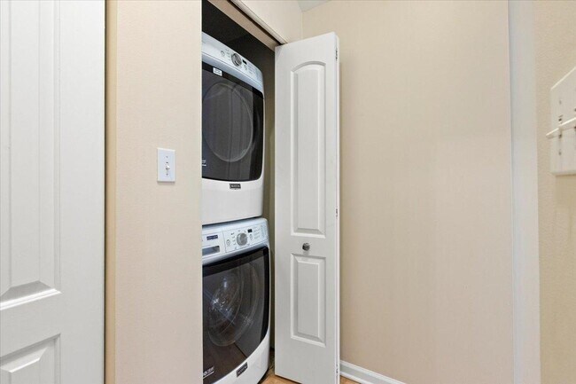 Photo - 2 bedroom in Chicago IL 60642 Unit 2