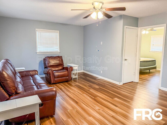 Photo - 603 Sherwood Ave