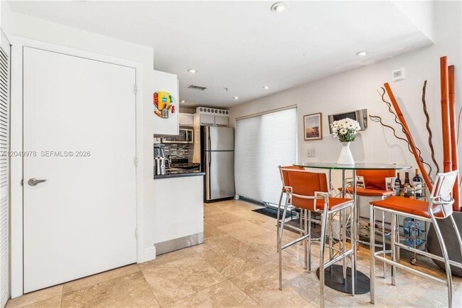 Photo - 7700 Collins Ave Unit #3,