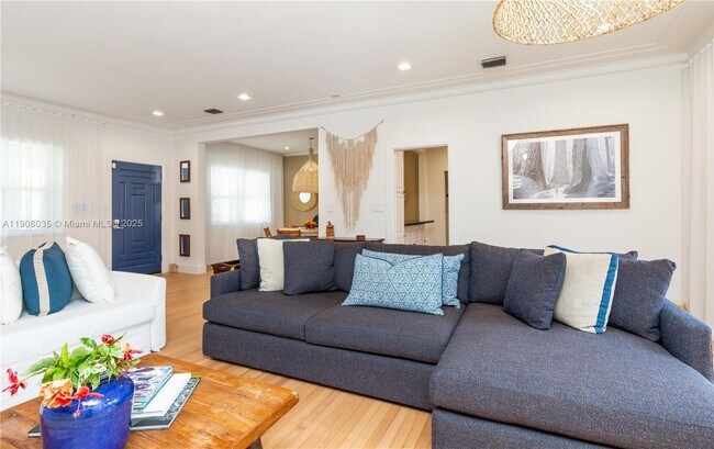 Photo - 501 SW 19th Rd