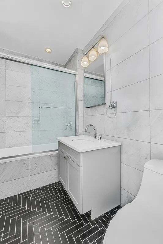Photo - 421 W 21st St Unidad 1D