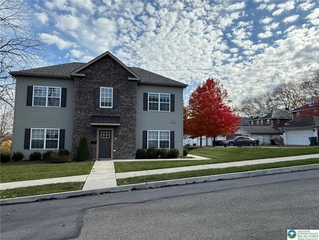 Photo - 1332-1334 Genoa St