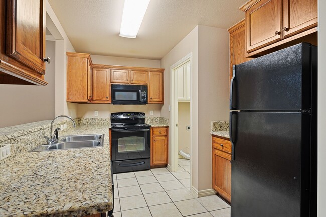 Photo - 6822 County Rd 1215 Unit 6822