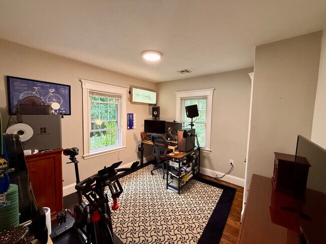 67 Madison Ave Unit 2