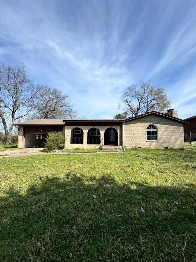 Building Photo - 607 Lehigh Ave