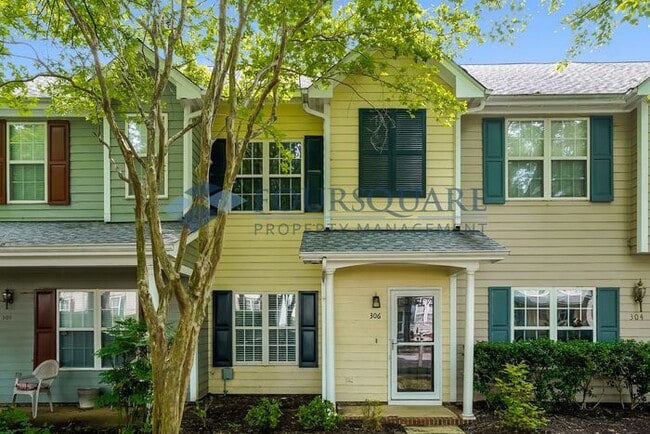 Townhome | Washer/ Dryer Included | Privat... - Townhome | Washer/ Dryer Included | Privat...
