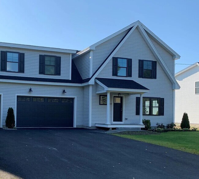 Photo - 163 Middle Rd