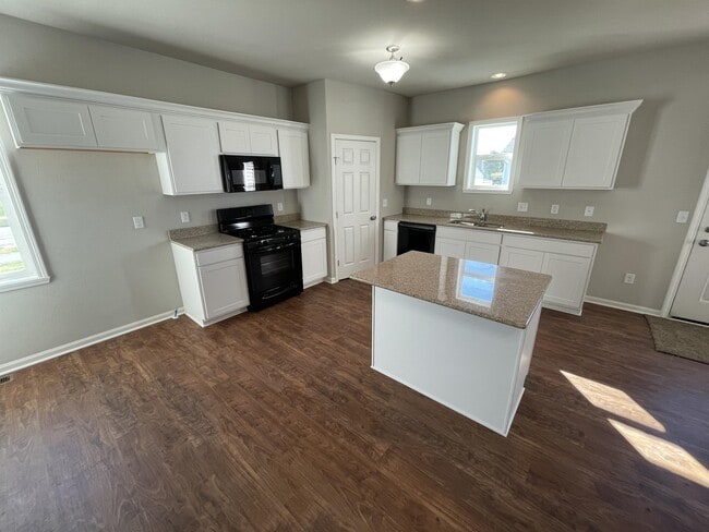 Photo - 2620 Claremont Dr