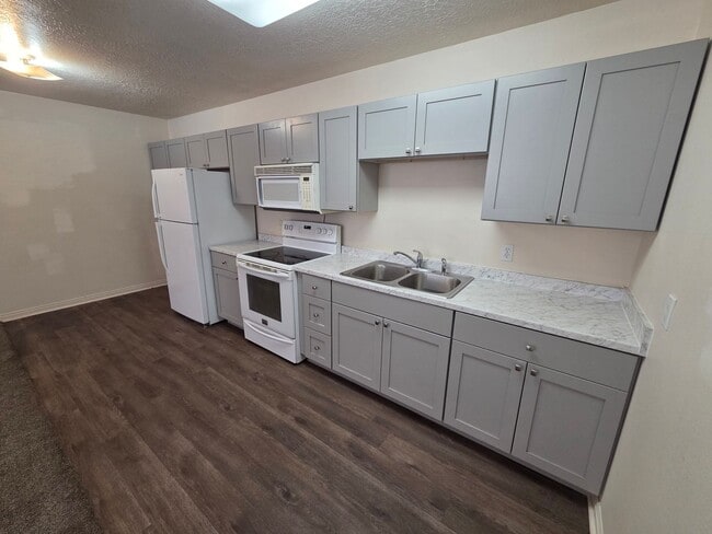 Photo - 2 Bed Apartment - Ready to GO!