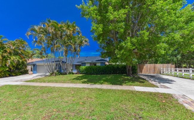 Photo - 13442 Northumberland Cir Casa