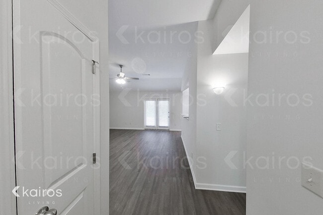 Photo - 325 Bent Tree Dr