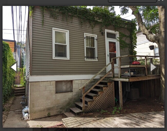 Building Photo - 2233 W Armitage Ave Unit CH