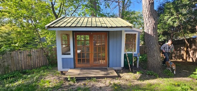 Photo - 2342 W Bourne Ave
