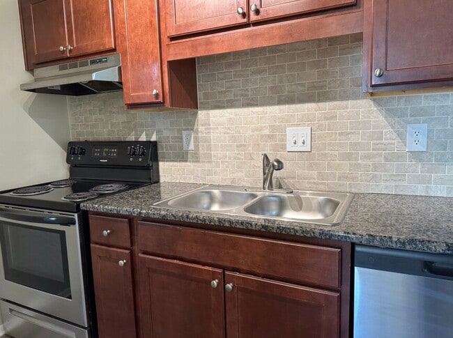 Photo - 5312 Justin Ct Unit 800-21-102E