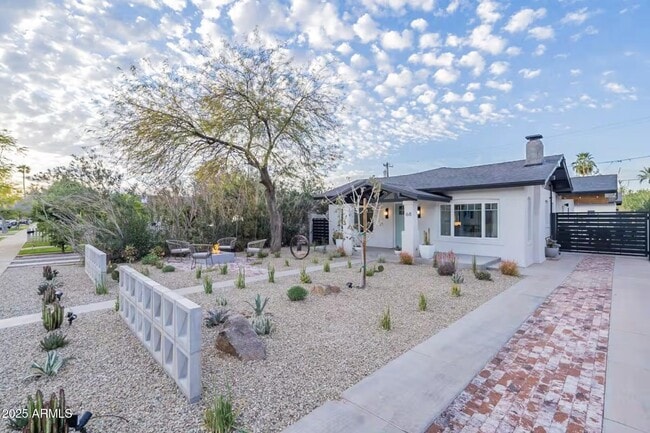 Photo - 68 W Lewis Ave