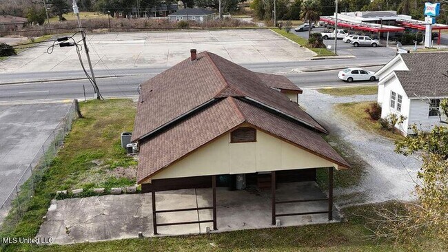 4718 Main St Unidad 4718 Main st unit B