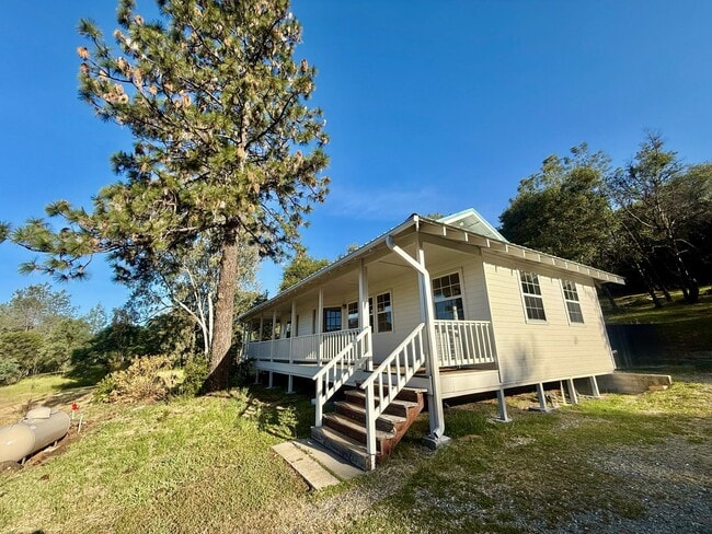 16083 Indian Springs Ranch Rd