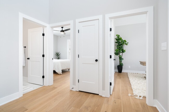 Photo - 217 Bentley Grove Way