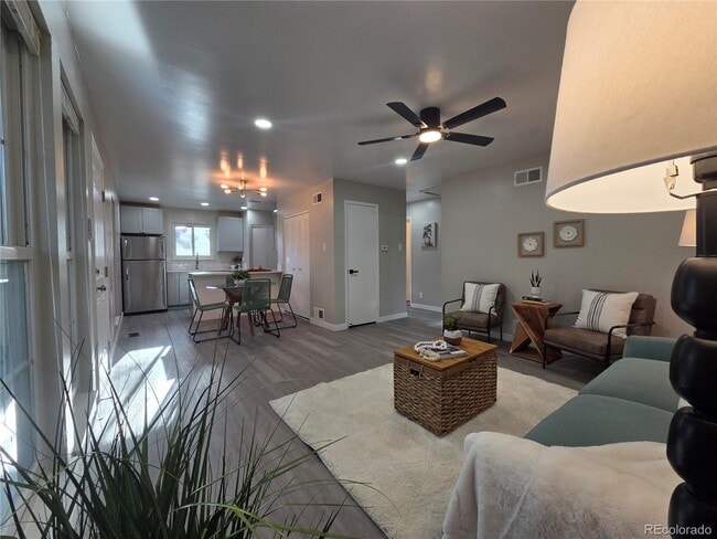 Building Photo - 1250 S Monaco Street Pky Unit 17