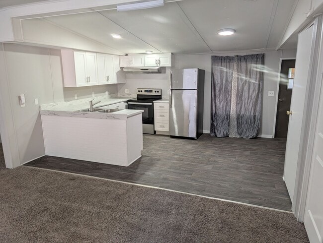 Photo - Lovely Home is Quiet Southwest Jacksonville Neighborhood