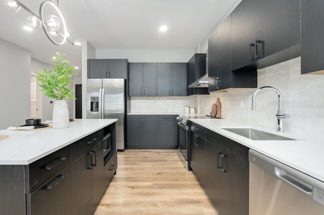 Photo - Lindsey Living