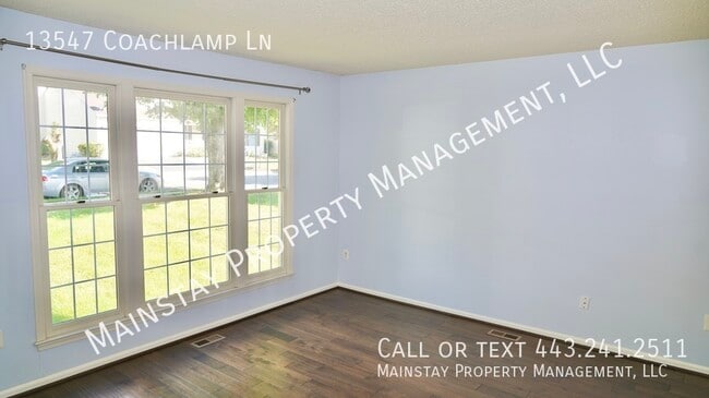 Photo - Updated 4 Bed, 2.5 Bath In Quiet Silver Sp...