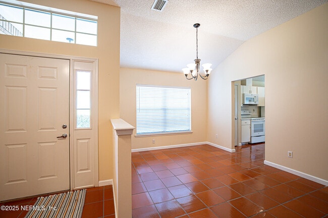 Photo - 1561 Stonebriar Rd