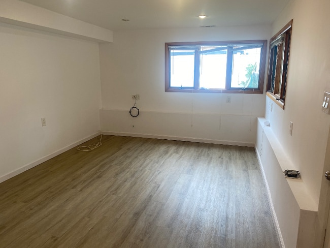 Photo - 46 Pearsall Pl Unit 1A