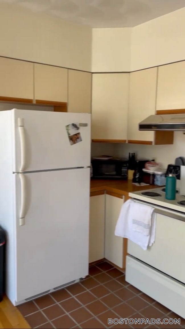 Photo - 81 Essex St Unit 76