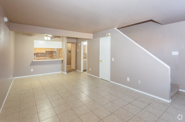 2BR, 1.5BA - 1,100 SF