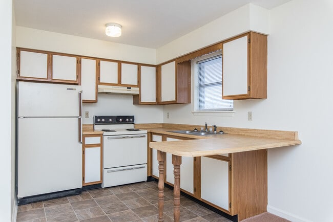 Katelyn Court Apartments