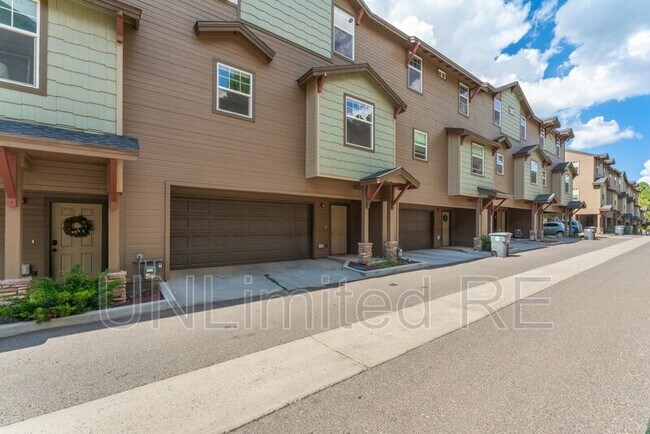 Photo - 2495 W Pikes Peak Dr Townhome