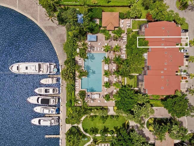 Building Photo - 3602 Yacht Club Dr Unit 405 Rental