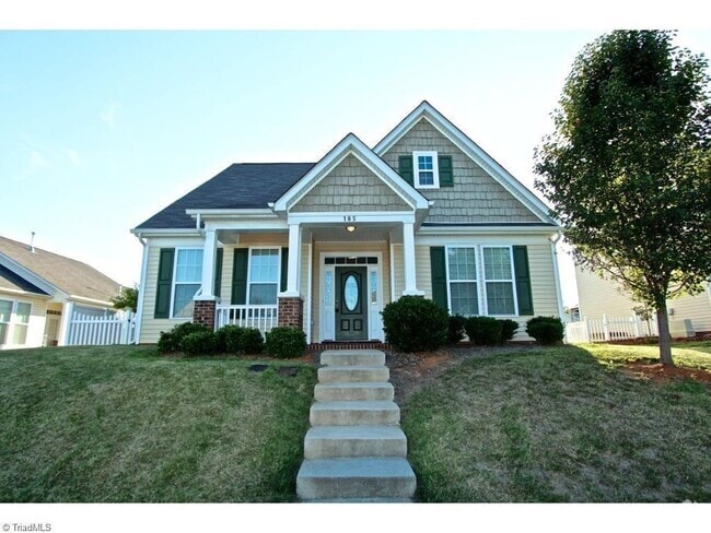 Building Photo - 4 Bedroom, 3 Bath Home for Rent in Kinderton