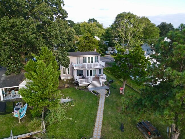 Building Photo - 6072 Drum Point Rd Rental
