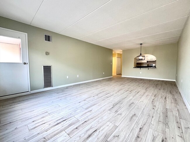 Photo - 1550 Worcester Rd Condo Unit 216