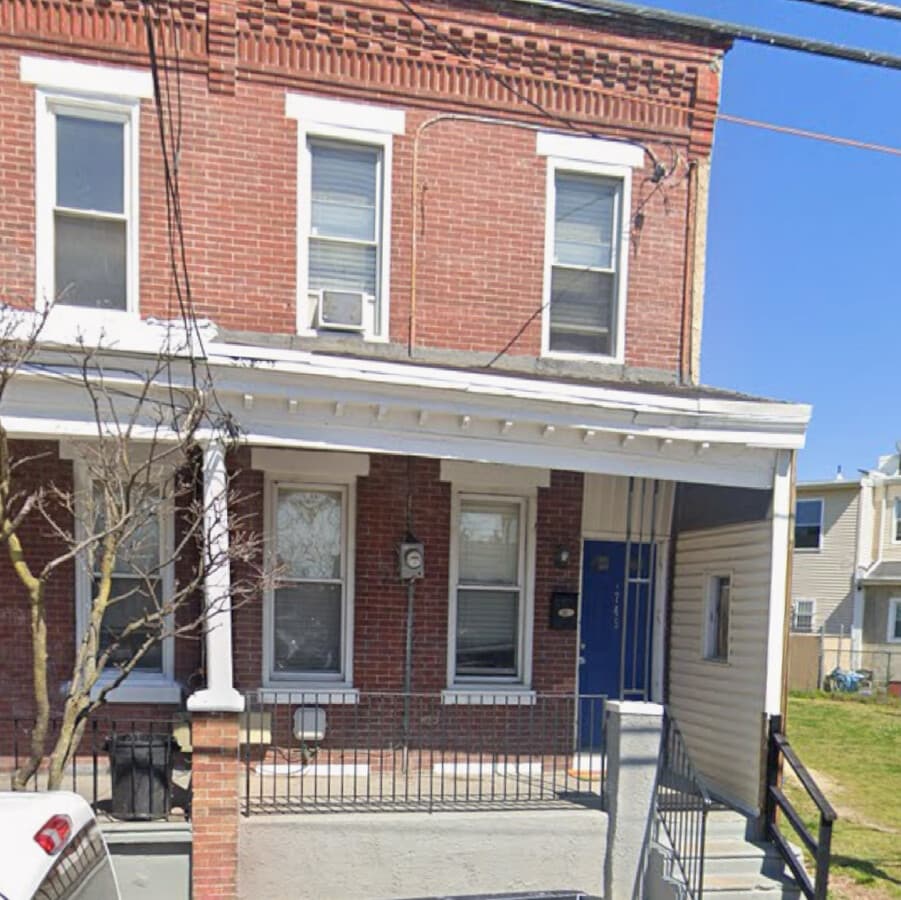 Photo - 745 Berkley St Casa