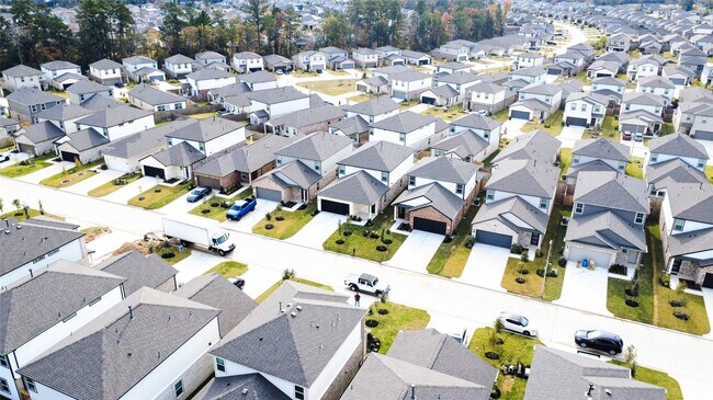 Photo - 8567 Blueberry Ash St