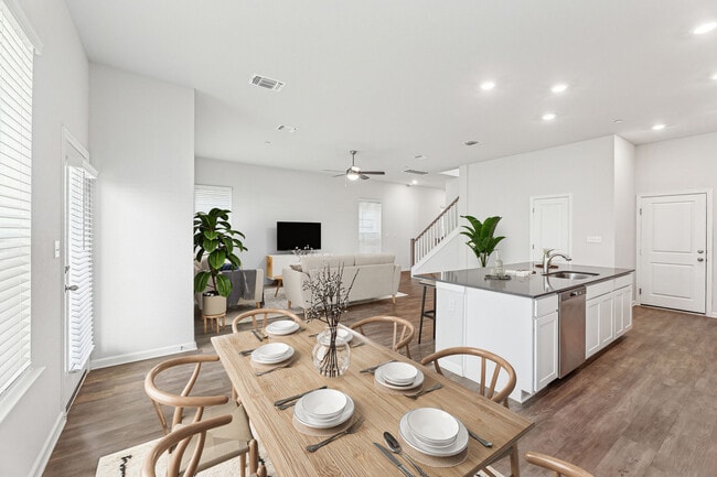 The Oaks on Chisholm Trail apartments — community photo